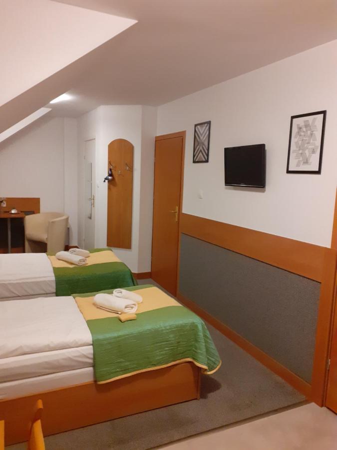 פלוק Aparthotel Arkadia מראה חיצוני תמונה