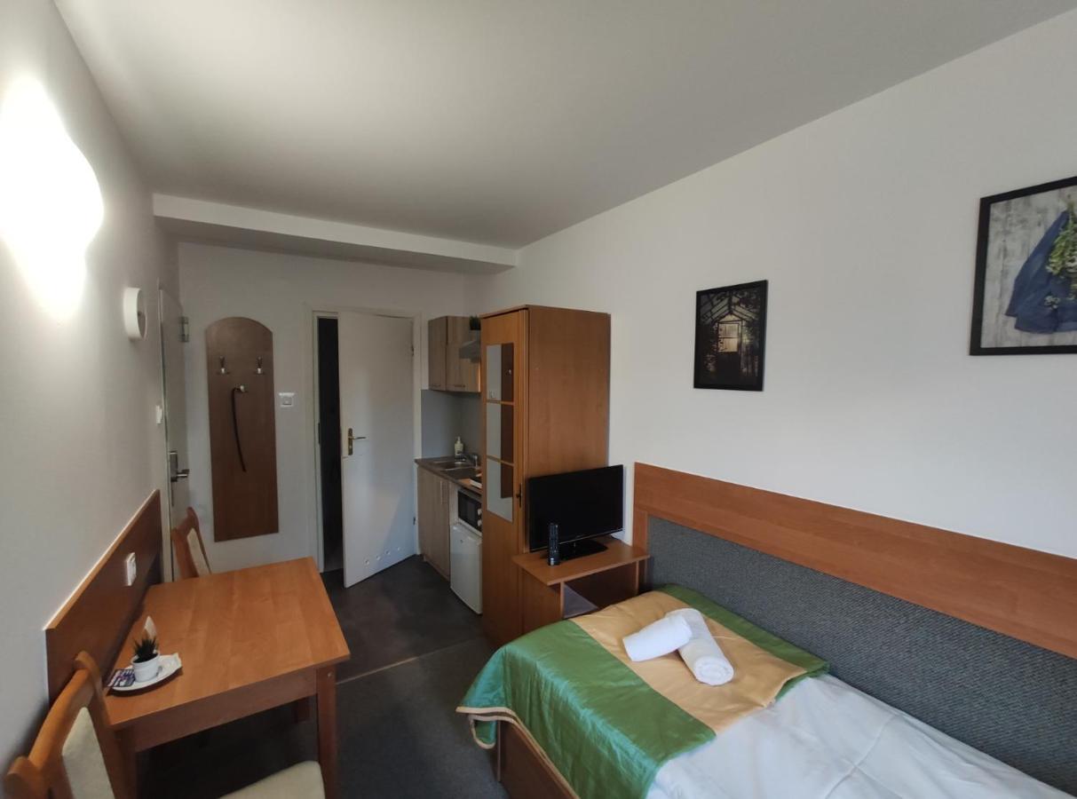 פלוק Aparthotel Arkadia מראה חיצוני תמונה